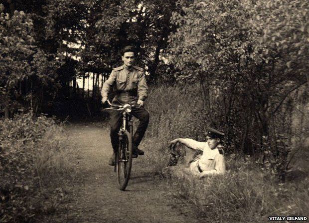 Gelfand descreveu em seu diário como andou de bicicleta pela primeira vez em Berlim