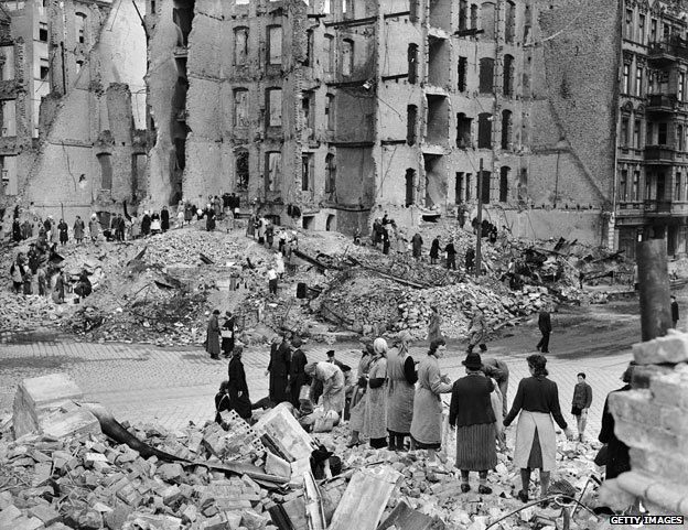 Berlín fue arrasada por los bombardeos aliados.