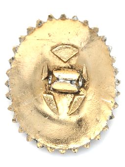 Cap badge of a member of the Soviet Army, undated