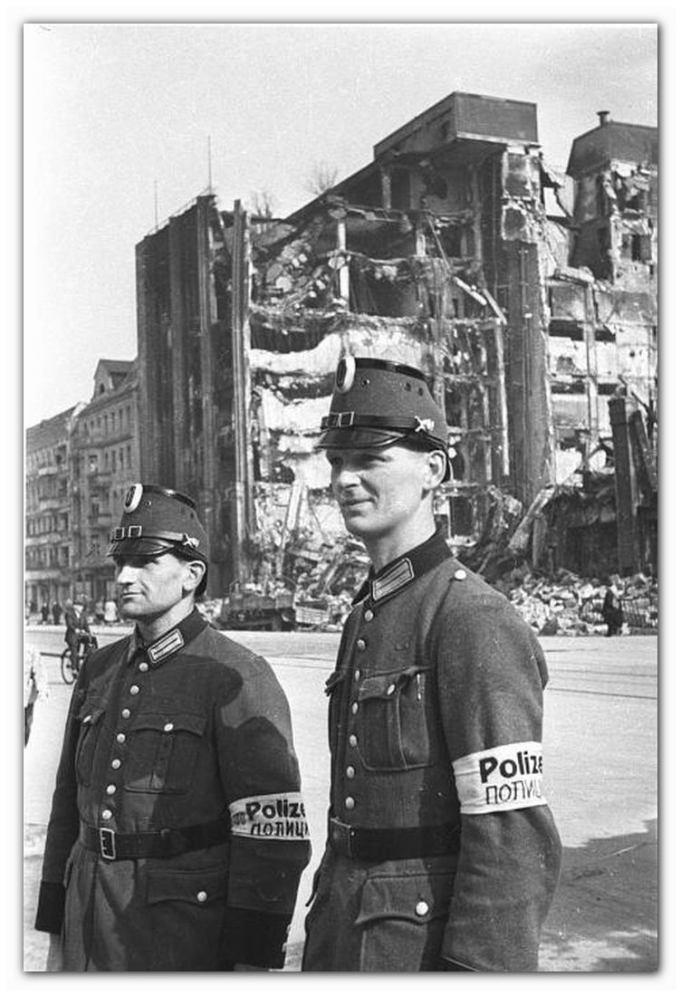         (1944-1945 .)